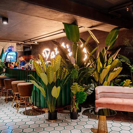 Firefly At 29, City Views And Wonderland Vibes! Hatillo  외부 사진